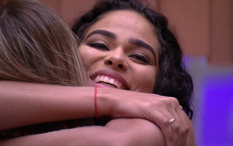 Elana é a 9ª eliminada do BBB19, com 51,09% dos votos