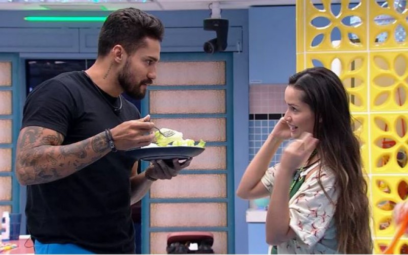 Juliette faz plano para primeira festa do BBB21:
