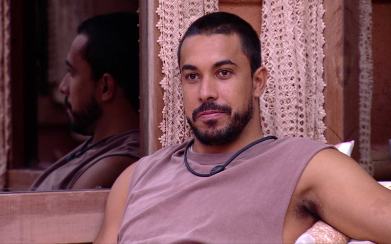 Aliados conversam sobre postura de sister no Sincerão e Maike questiona: