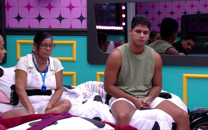 Aliados do Quarto Anos 50 confirmam voto em grupo e apontam alvo