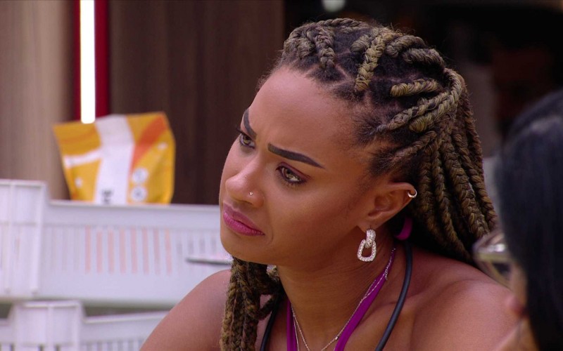 Aline desabafa após formação de Paredão: