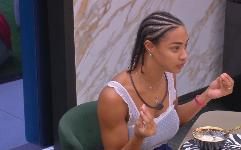 Aline dispara sobre Renata após volta do Vitrine BBB Seu Fifi: