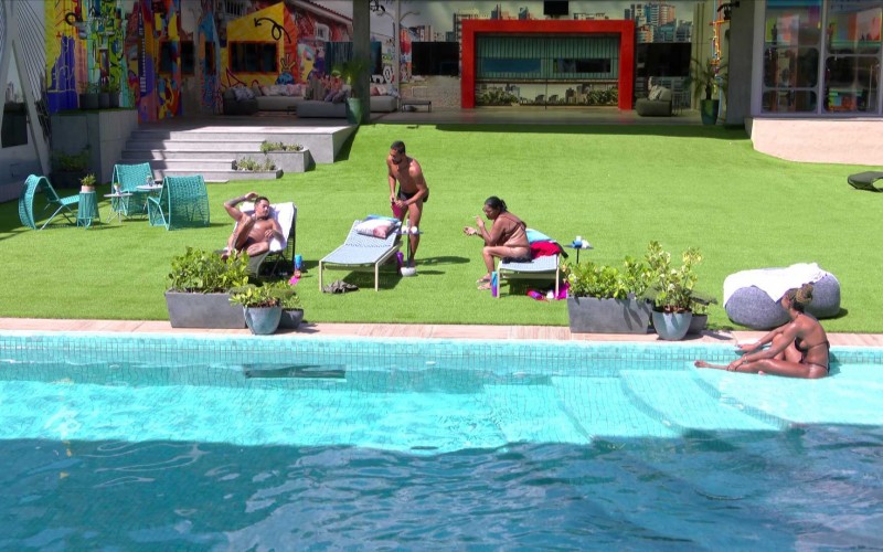 Aline fica surpresa ao saber que brothers do BBB 25 cozinharam no Vip: