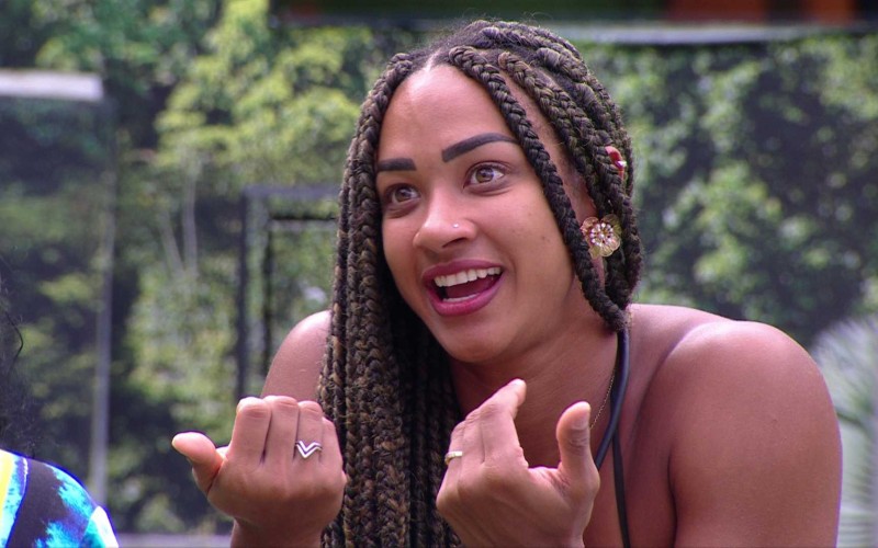 Aline lamenta Contragolpe no BBB 25 e diz para Vilma: