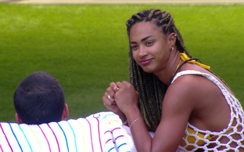 Aline revela que abriria mão da liderança para Vinícius no BBB 25