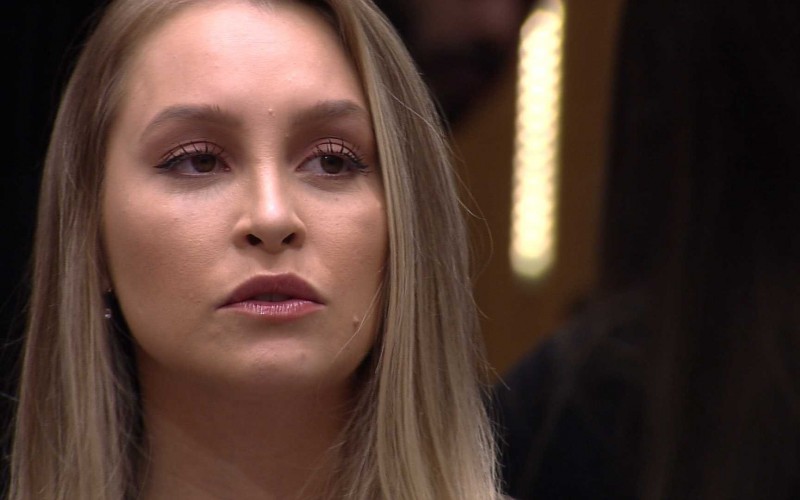 Anjo Carla Diaz imuniza Camilla de Lucas no segundo Paredão do BBB221