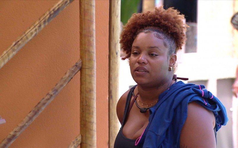 Após Aline dormir com brother no BBB 25, Camilla comenta: