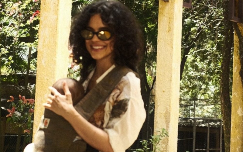 Após desabafo sobre maternidade, Manu Gavassi compartilha raro clique com a filha: