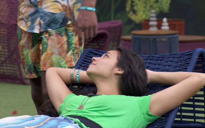 Após desentendimento com Juninho, Davi pergunta se brothers vão almoçar: