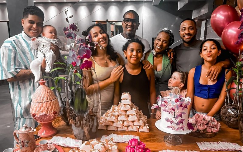 Após eliminação do BBB 24, Rodriguinho comemora aniversário da mãe