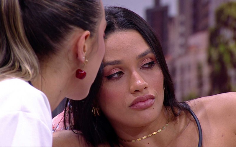 Após Paredão, Renata dispara:
