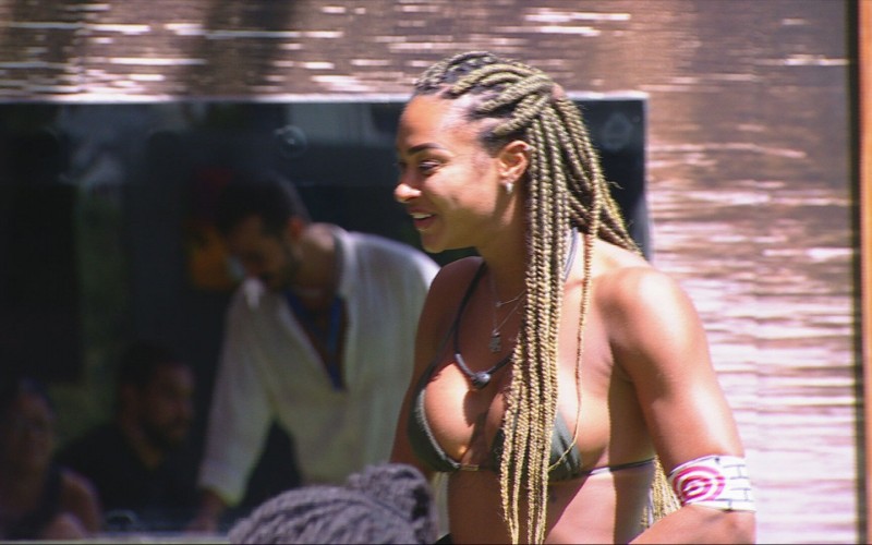 Após Presente do Anjo, Aline fala sobre namorado de Mateus: