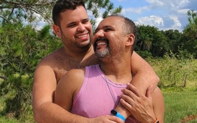 Após ser eliminado do BBB 24, Michel foca em casar com o namorado: