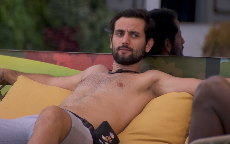 Após treta com Leidy Elin, Davi pede para Beatriz guardar carta de sua famÃlia