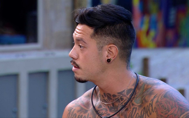 Após treta, Gabriel aconselha sisters: "O mais gostoso é ver o circo pegar fogo e você não estar nele"