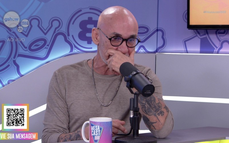 Ayrton Lima se emociona ao ser anunciado por Ana Clara no Mesacast BBB: