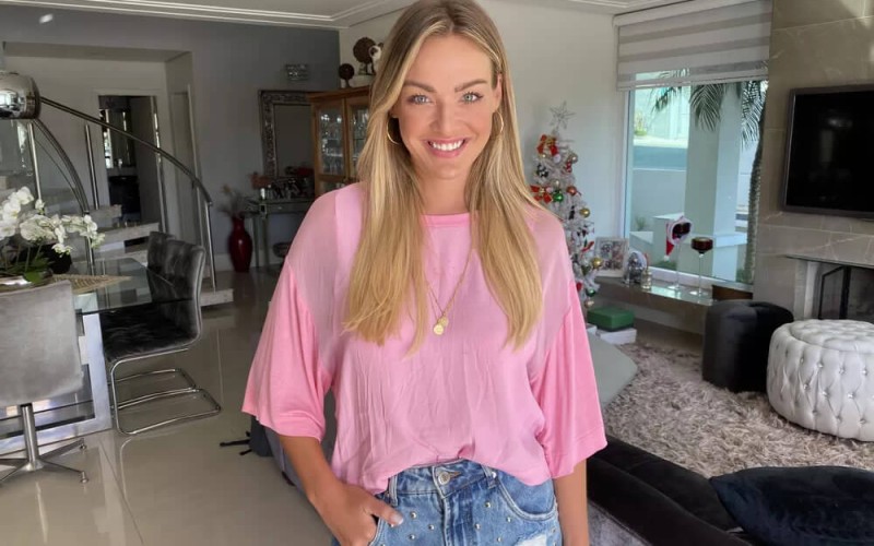 Bárbara, do BBB22, já fez jejum de 21 dias e ensaiava entrevista para o reality quando criança