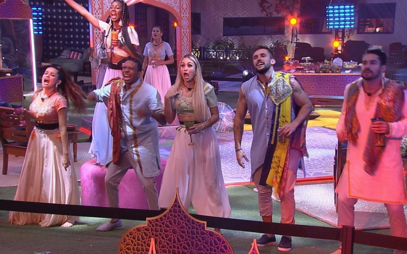 BBB21: Brothers cantam empolgados música dos Barões da Pisadinha
