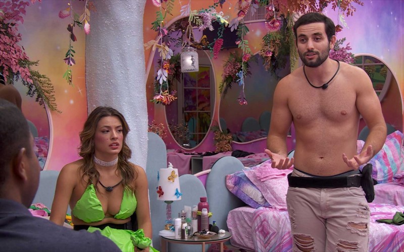 Beatriz comenta incômodo de sister no BBB 24: