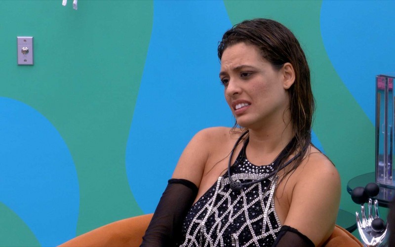 Beatriz comenta reação de brothers na Festa da LÃder no BBB 24: