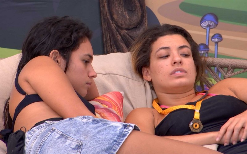 Beatriz critica reação de brothers durante Festa da LÃder no BBB 24: