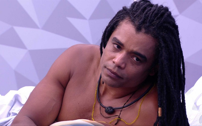 Brother planeja voto em Aline e Diogo Almeida promete não contar para sister