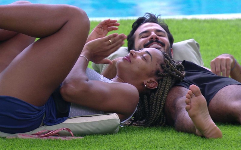 Brothers cantam Ivete Sangalo na área externa durante Prova do LÃder do BBB 25