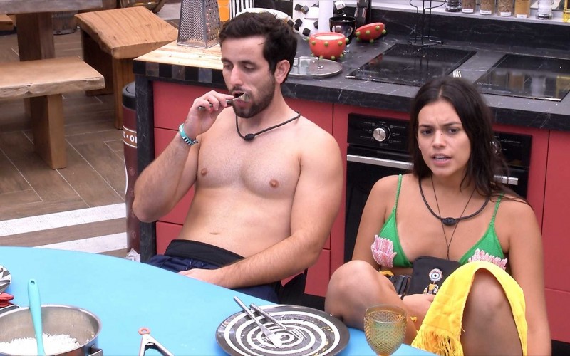 Brothers conversam sobre