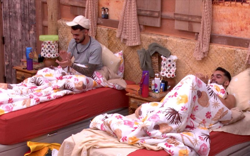 Brothers criam música sobre o Tá com Nada: