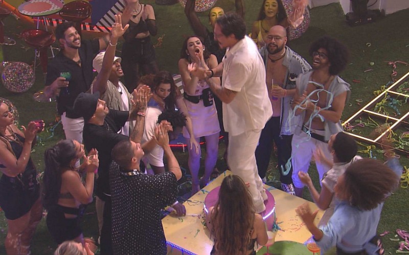 Brothers e sisters cantam