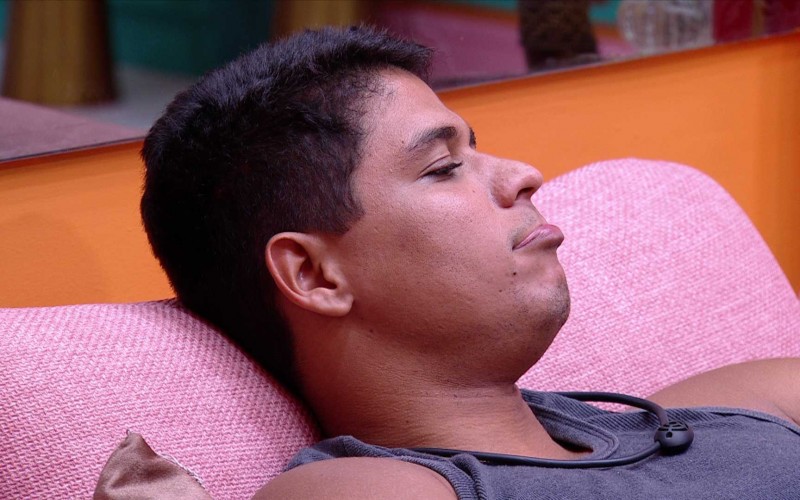 Brothers observam Queridômetro do BBB 25 e Guilherme comenta: