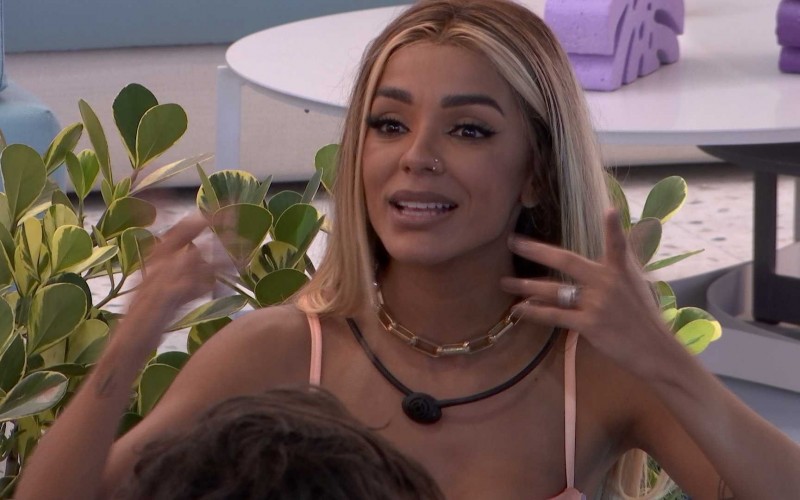 Brunna Gonçalves fala sobre período de transição capilar: