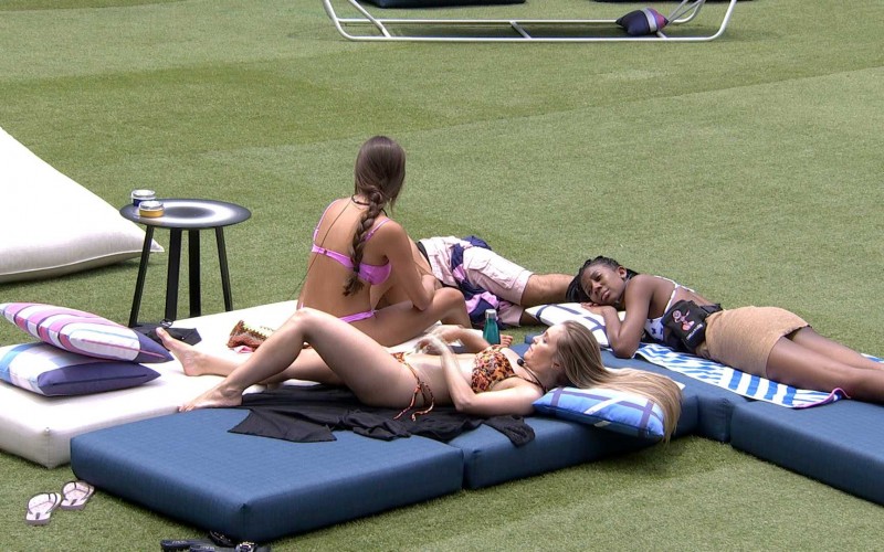 Camilla de Lucas comenta desentendimento com Nego Di: