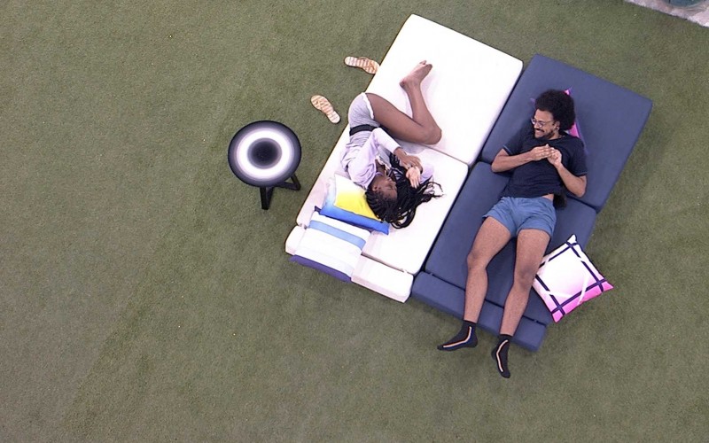 Camilla de Lucas e João Luiz conversam sobre Karol Conká:
