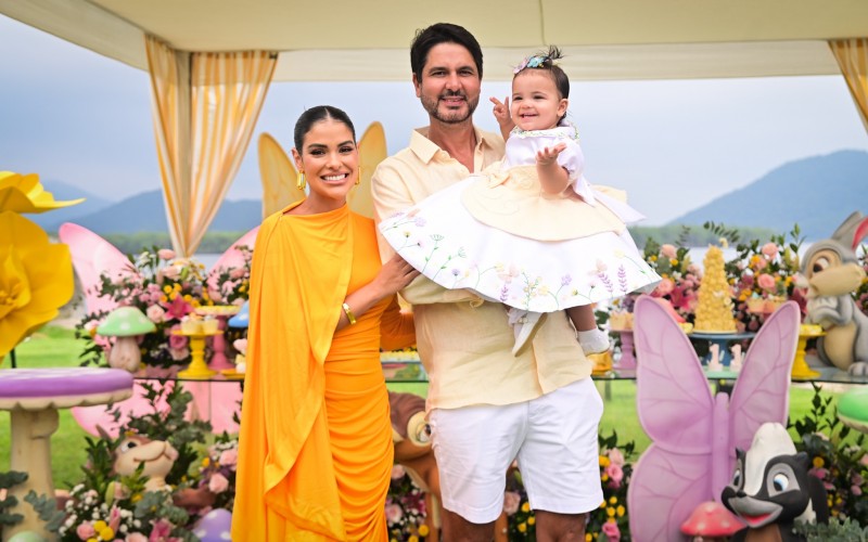 Campeã do BBB 16, Munik Nunes faz festão para comemorar 1 ano da filha, Catarina
