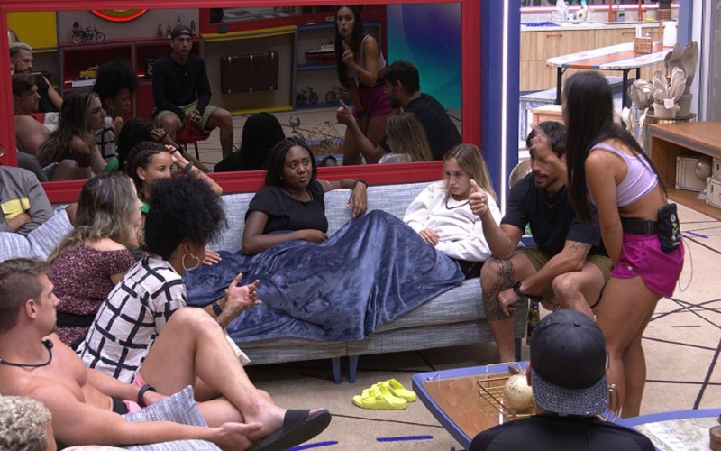 Cara de Sapato, do BBB 23, dá sugestão para o grupo Xepa e é contrariado