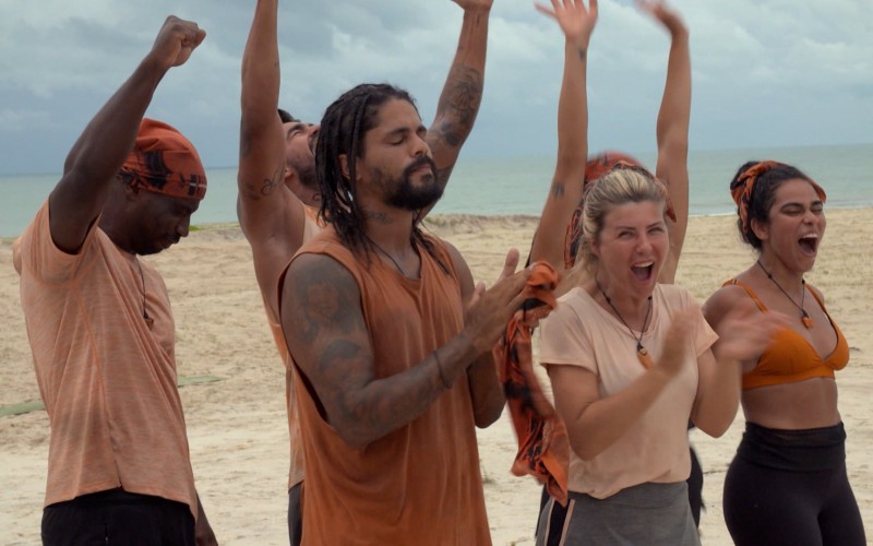 Carcará vence a Prova do Privilégio e ganha surpresa de familiares