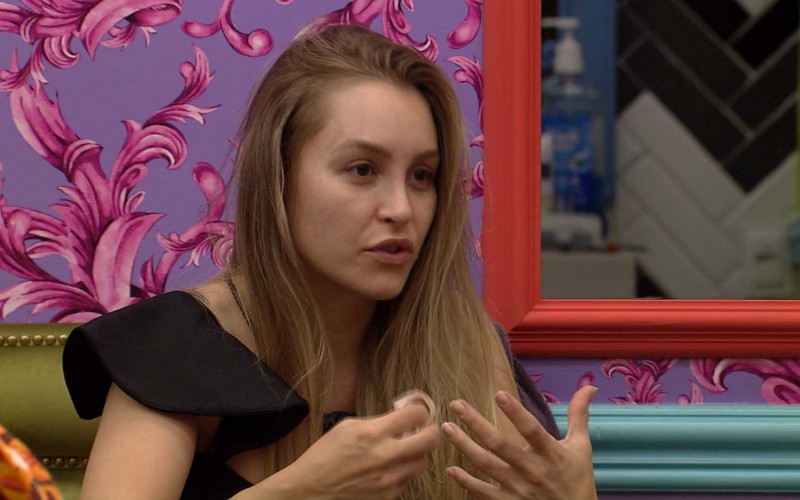Carla Diaz e Viih Tube ensinam sobre técnicas de choro para brothers