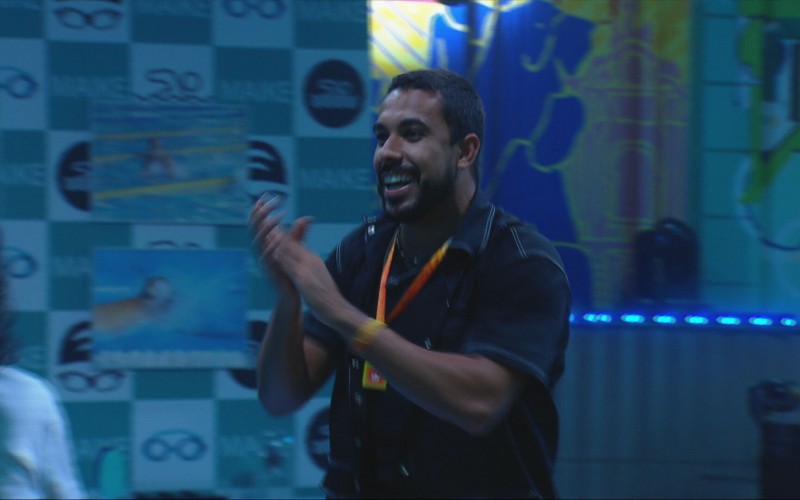Começa Festa do LÃder Maike no BBB 25 com pagode e conquistas esportivas do brother