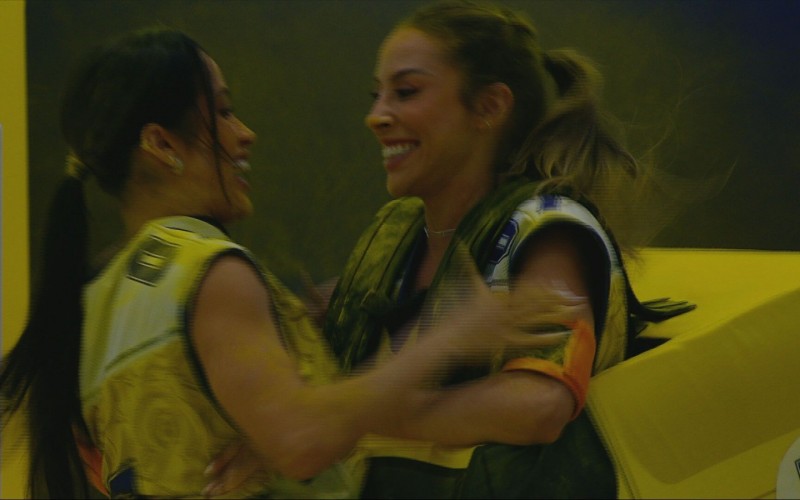 Como as famÃlias de Eva e Renata reagiram à vitória da dupla na primeira Prova de Resistência do BBB 25