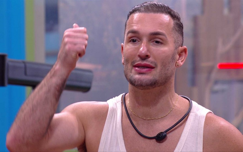 Daniele Hypolito recebe conselho de Diego: