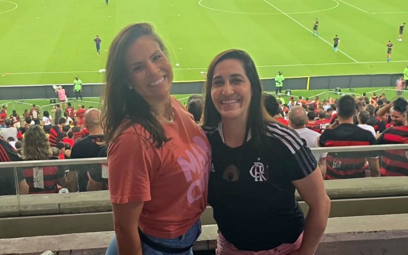 Daniele Hypolito vai ao Maracanã e encontra jornalista que citou como inspiração no BBB 25