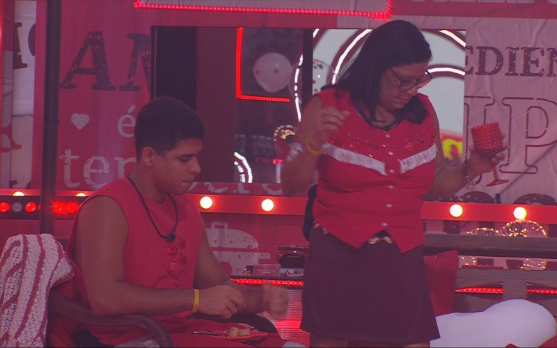 Delma critica Renata e alerta Guilherme sobre a sister: