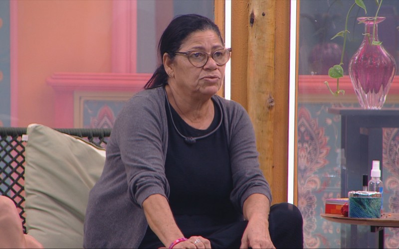 Delma diz que Renata quer