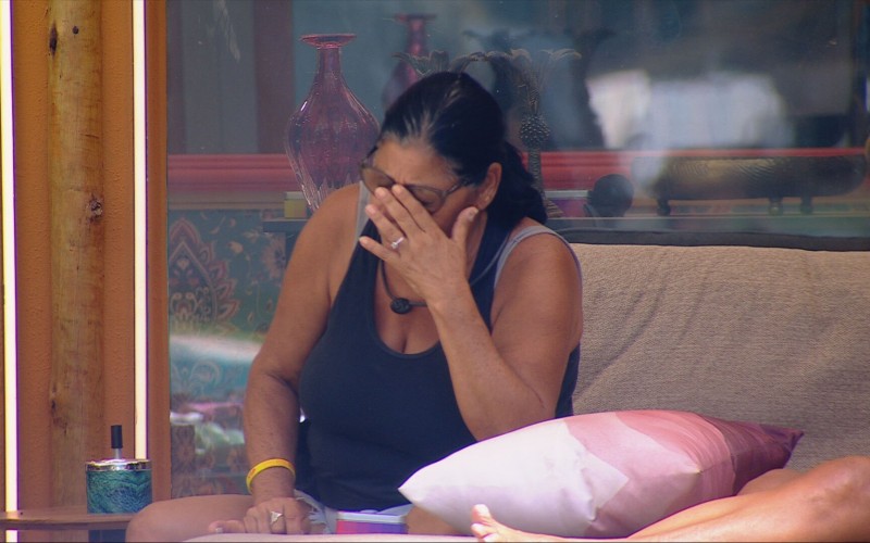 Delma reclama de perda de estalecas de casal do BBB 25: