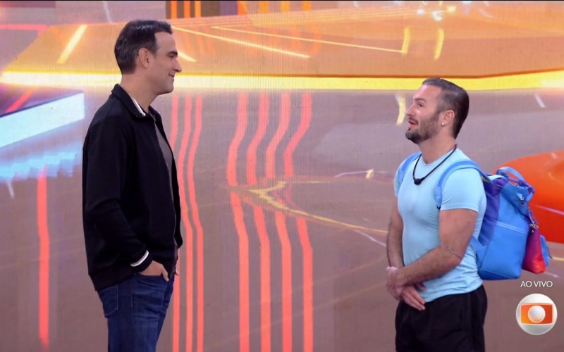 Diego Hypolito comenta sua participação no BBB 25, ao encontrar Tadeu Schmidt: