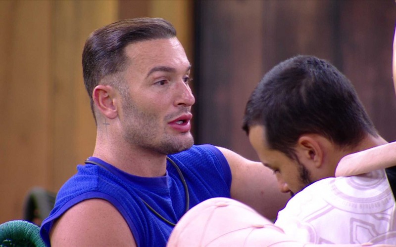 Diego Hypolito desabafa com Mateus sobre colegas de BBB 25: