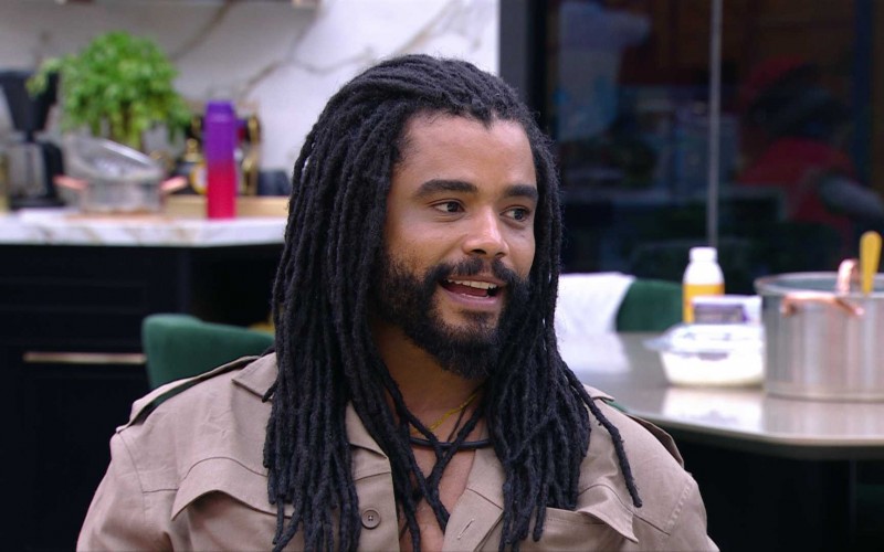 Diego Hypolito relembra papel de Diogo Almeida em novela, e ator reage: