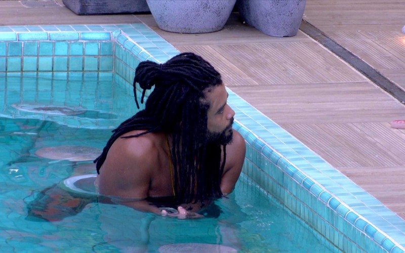 Diogo Almeida reforça pedido de desculpas no BBB 25 e Aline diz: