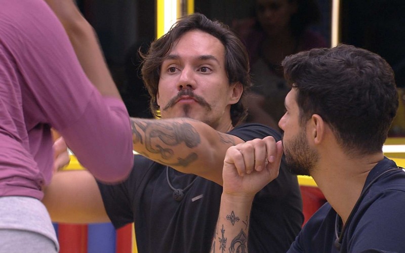 Eliezer comenta sobre brother do grupo Pipoca: